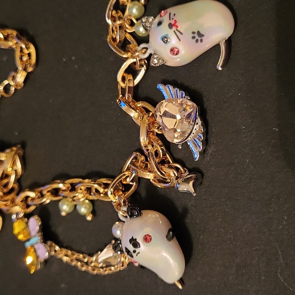 Betsey Johnson Pearl Critter Charm Necklace Panda Kitty Swan - Picture 2 of 4